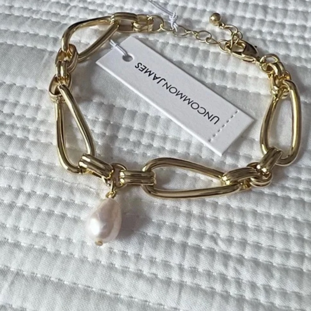 NWT Uncommon James Gold Pearl Bracelet